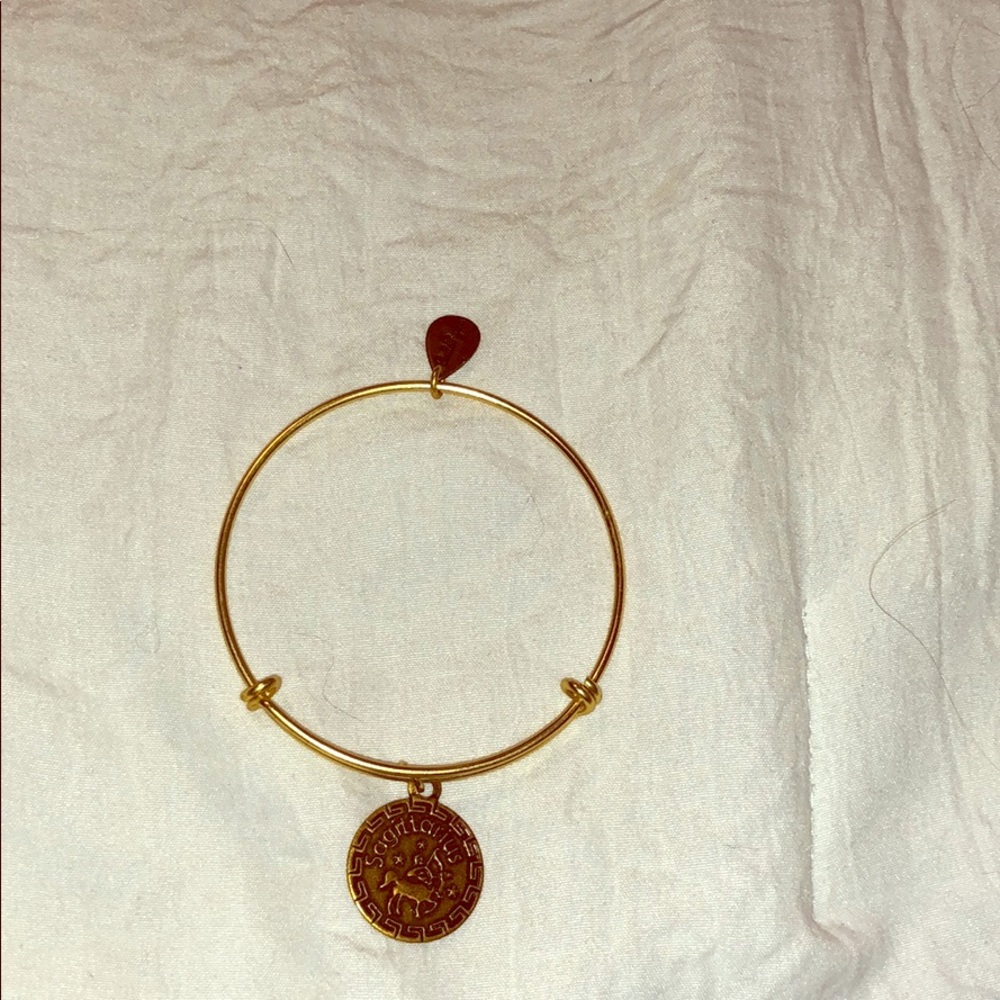 GOLD SAGITTARIUS BRACELET.